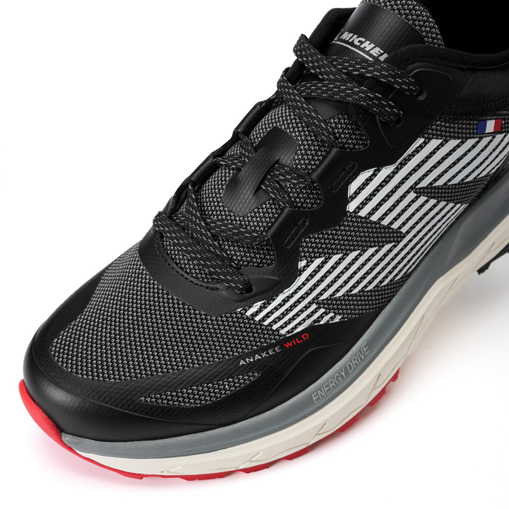 Zapatilla Trail Running Hombre Color Negro y Rojo Michelin AW05