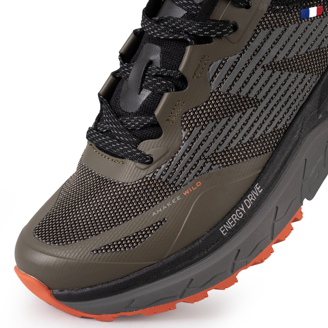 Zapatilla Trail Running Hombre Color Khaki y Negro Michelin AW05
