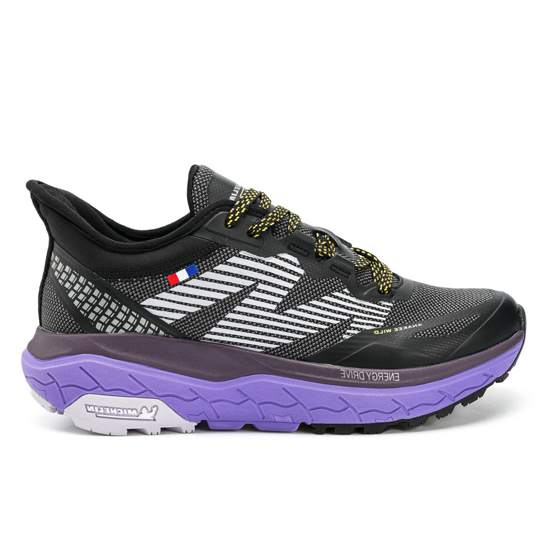 Zapatilla Trail Running Mujer Color Negro y Morado Michelin AW05