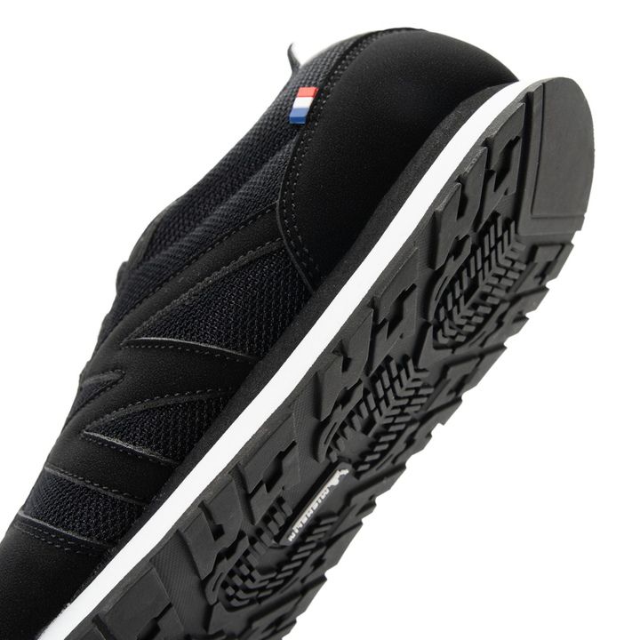 Zapatillla Urbana Hombre Color Negro y Blanco Michelin CC15