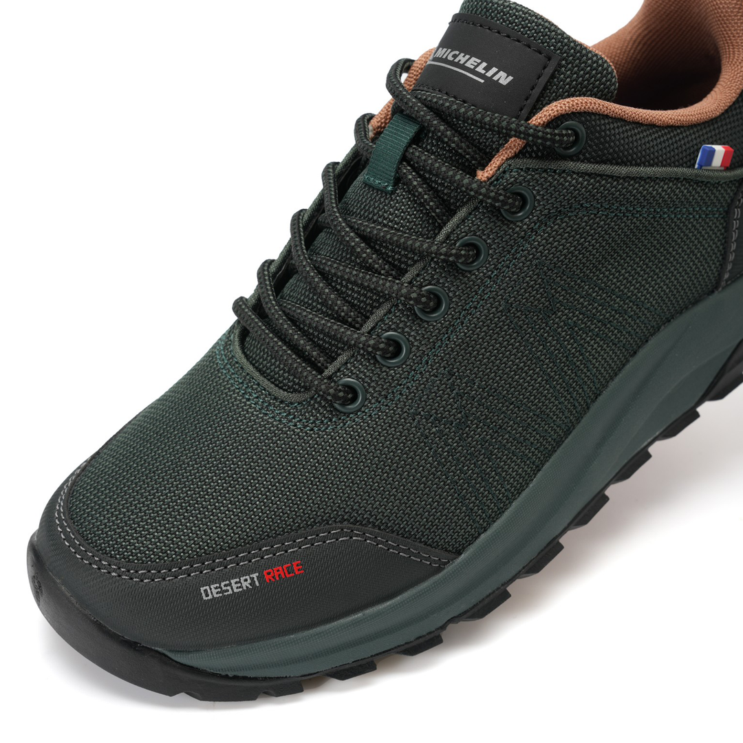 Zapatilla Trail Running Mujer Color Verde Oscuro y Gris MichelinDR36