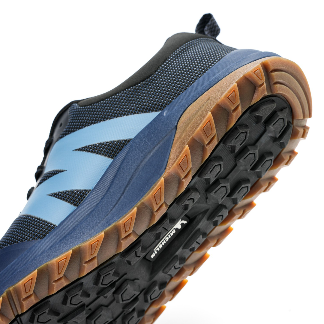 Zapatilla Trail Running Hombre Color Azul Oscuro y Negro Michelin DR40